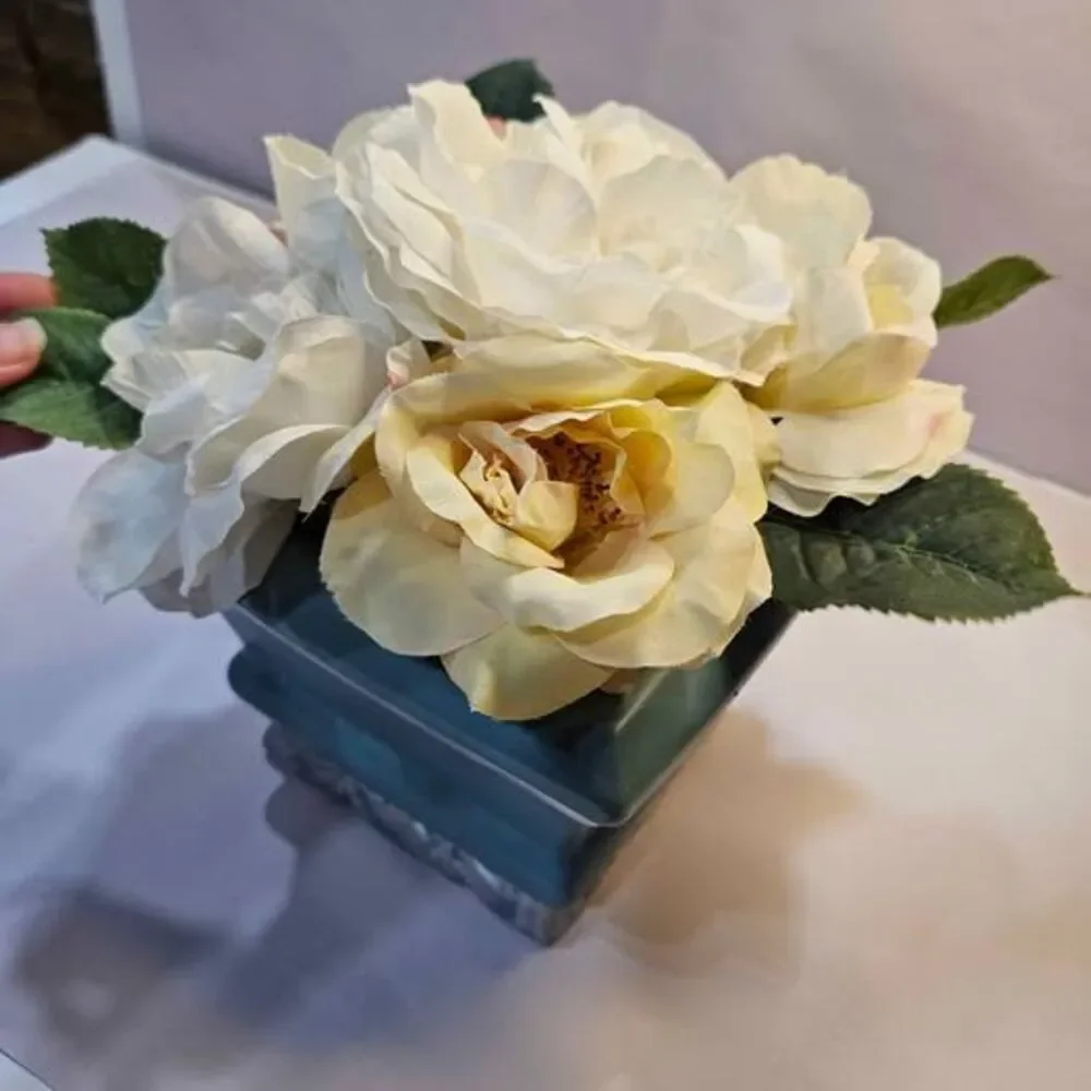 Artificial Rose Flower Arrangement in Teal Vase